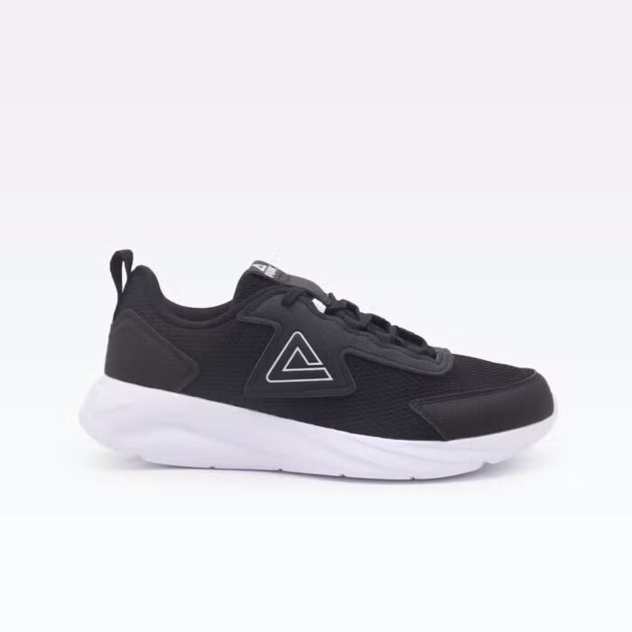 Walking Shoes Black/White